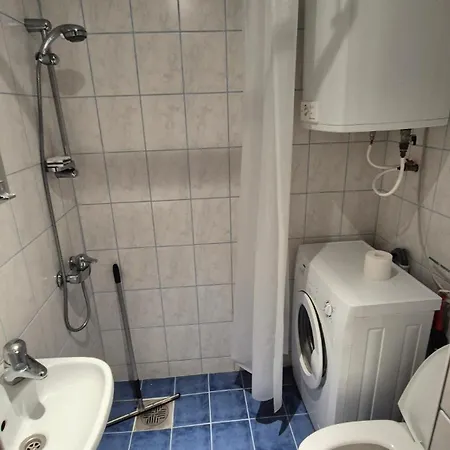 Korter Vanalinna Laehistel Apartment
